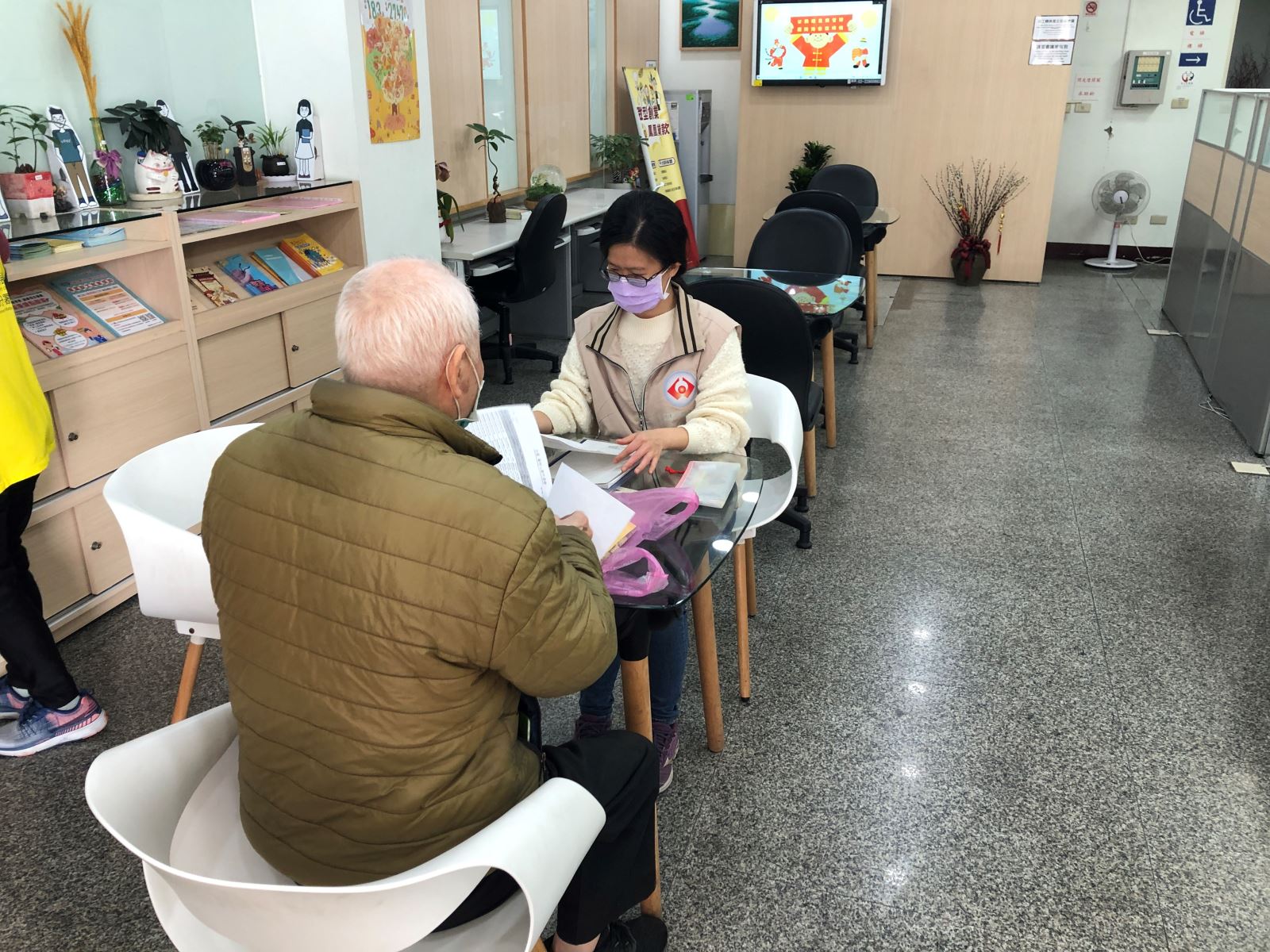 羅東就業中心定點服務